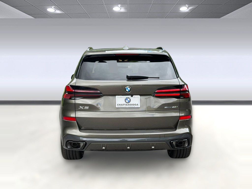 صورة 10 لـ 2026 BMW X5 SDRIVE40I