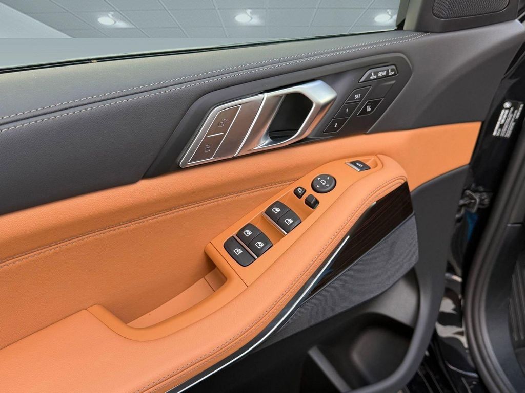 2027 BMW X7 XDRIVE40I 缩略图 21