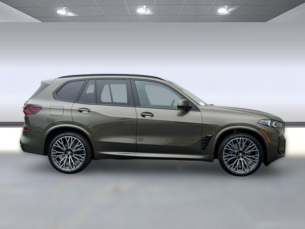 صورة 8 لـ 2026 BMW X5 XDRIVE40I