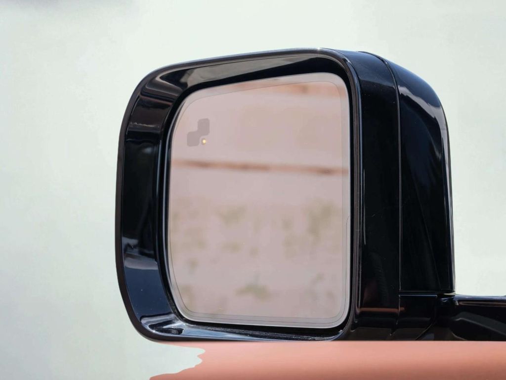 صورة مصغرة 44 لـ 2026 LAND Rover DEFENDER P635 OCTA