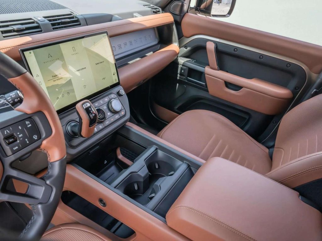 صورة مصغرة 26 لـ 2026 LAND Rover DEFENDER P635 OCTA