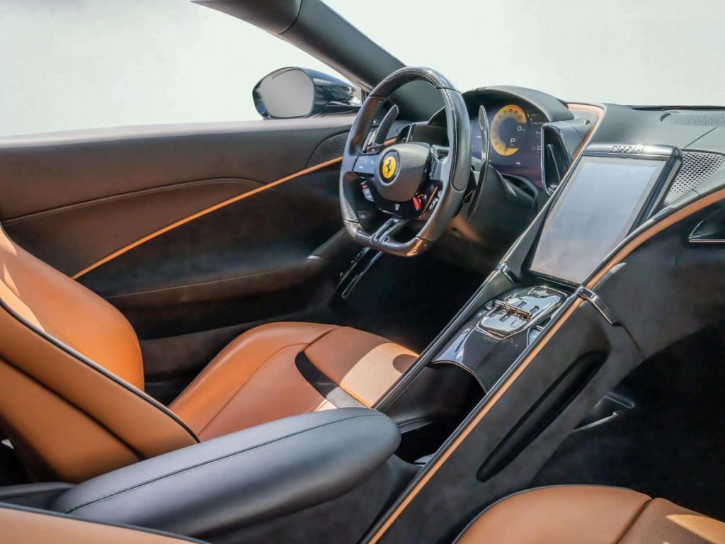 2023 Ferrari ROMA photo 18
