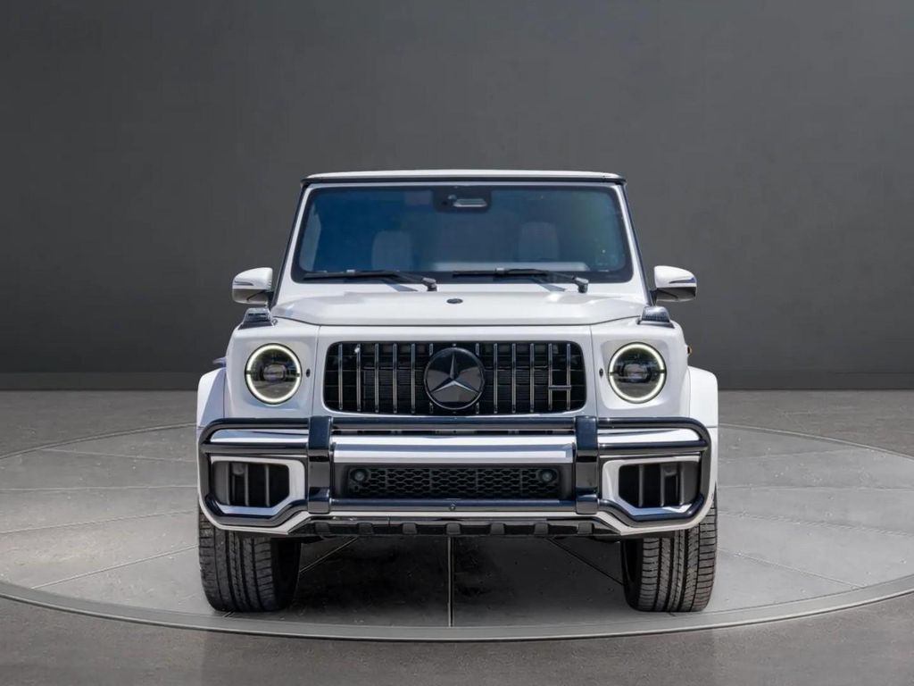 صورة 10 لـ 2026 Mercedes-BENZ AMG G 63
