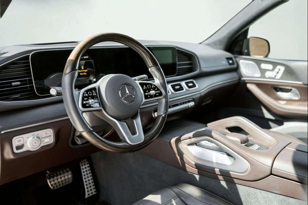 صورة 10 لـ 2020 Mercedes-BENZ GLS