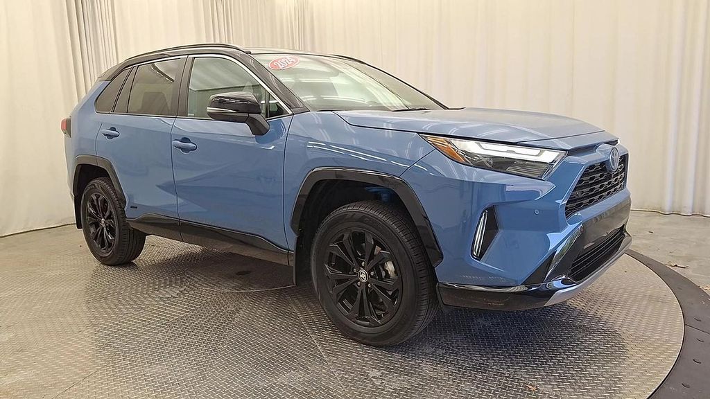 TOYOTA RAV4 - 7