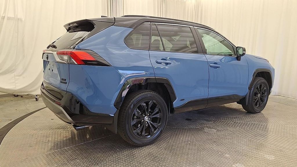 TOYOTA RAV4 - 4