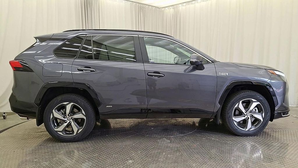 2024 Toyota RAV4 PRIME SE — фото 7