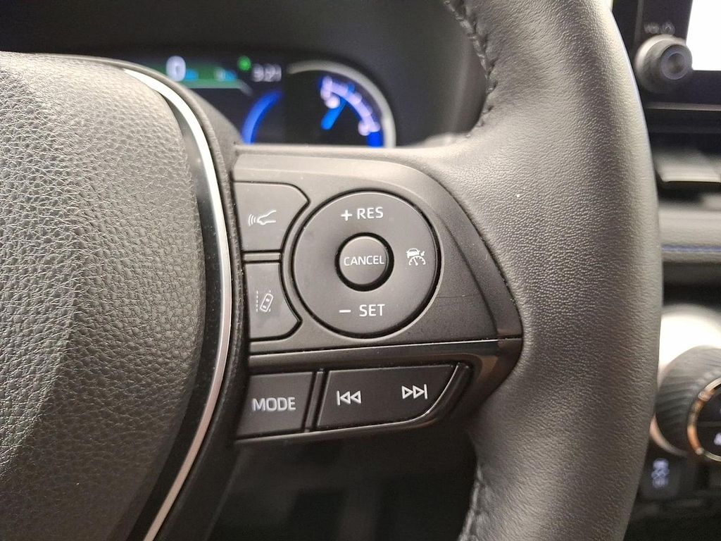 صورة مصغرة 22 لـ 2024 Toyota RAV4 HYBRID SE