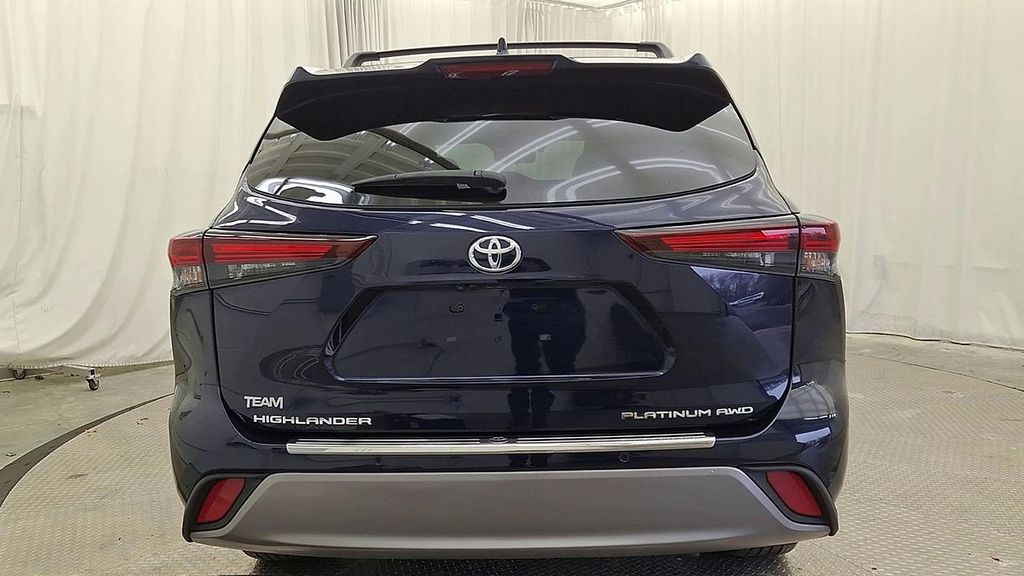 TOYOTA HIGHLANDER - 2