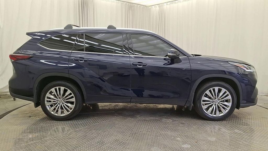 TOYOTA HIGHLANDER - 6