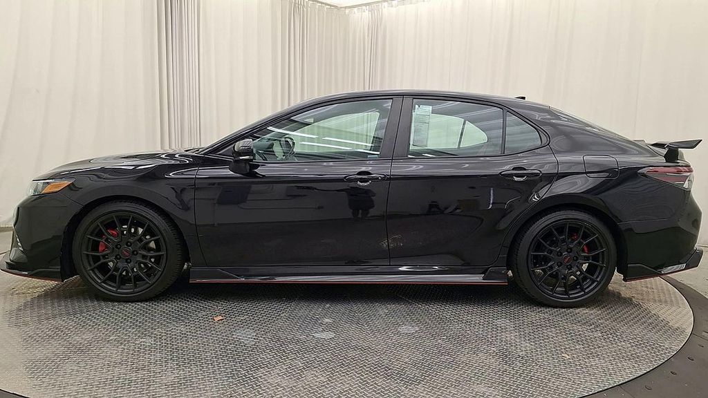 صورة مصغرة 12 لـ 2023 Toyota CAMRY TRD