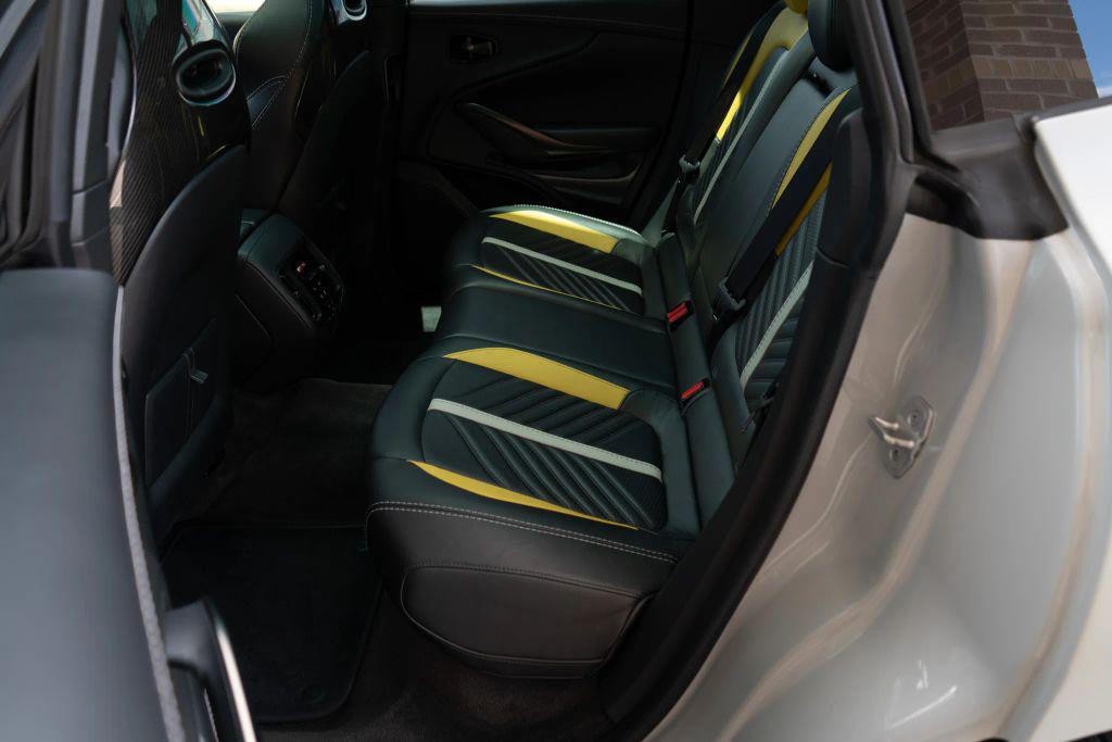 2023 Aston Martin DBX 707 thumbnail 32