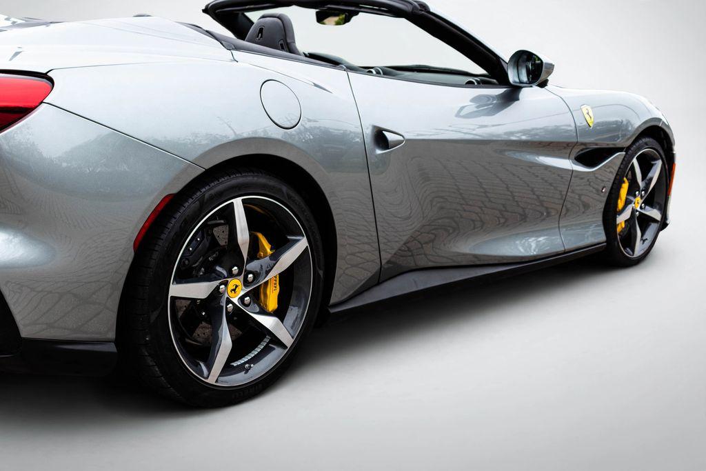 صورة 19 لـ 2022 Ferrari PORTOFINO M BASE