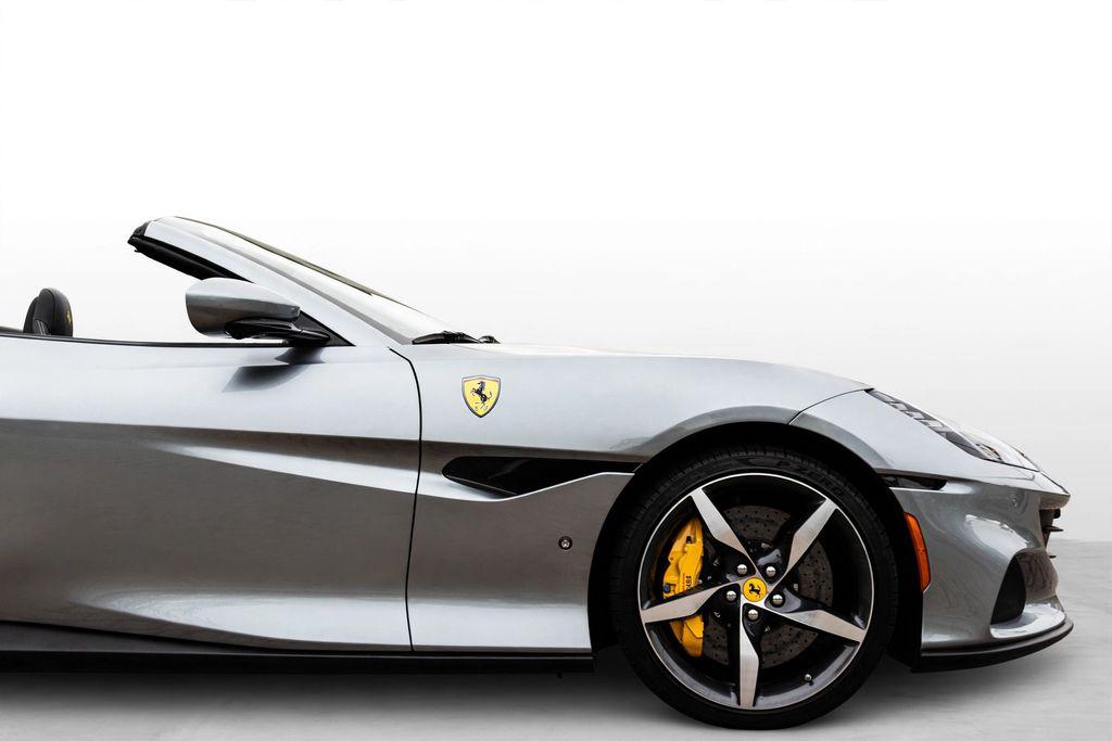 صورة 17 لـ 2022 Ferrari PORTOFINO M BASE