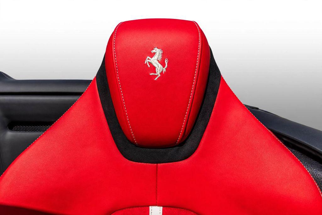 صورة مصغرة 45 لـ 2024 Ferrari ROMA SPIDER BASE