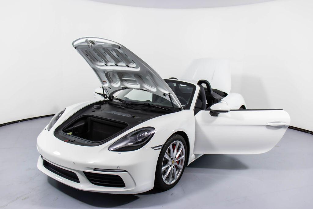 صورة مصغرة 34 لـ 2024 Porsche 718 BOXSTER S