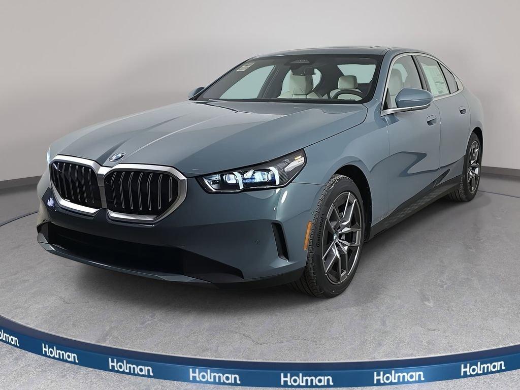 New 2026 BMW 530 i xDrive