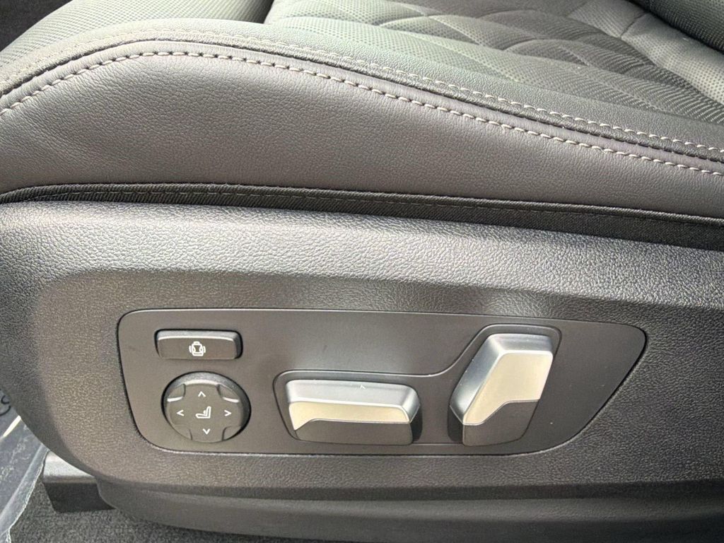 صورة مصغرة 15 لـ 2026 BMW X5 XDRIVE40I
