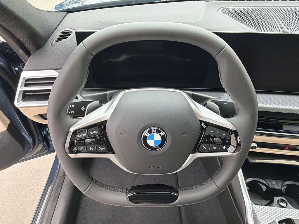 صورة 10 لـ 2026 BMW 330 NA
