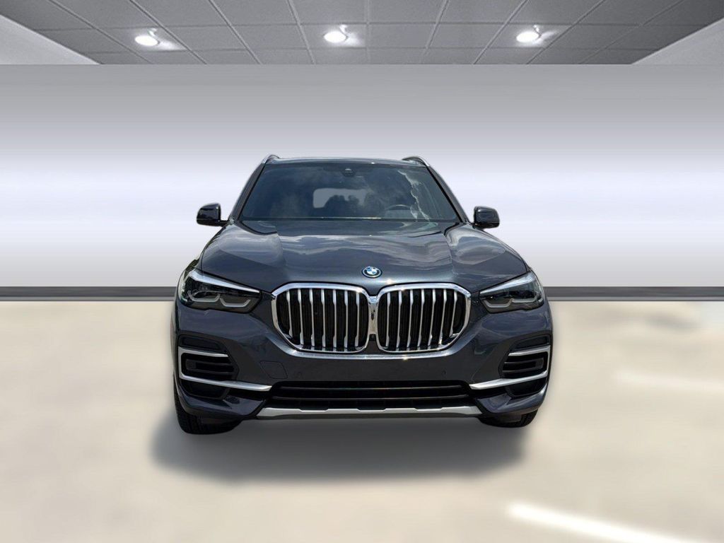 2022 BMW X5 PHEV XDRIVE45E — фото 5