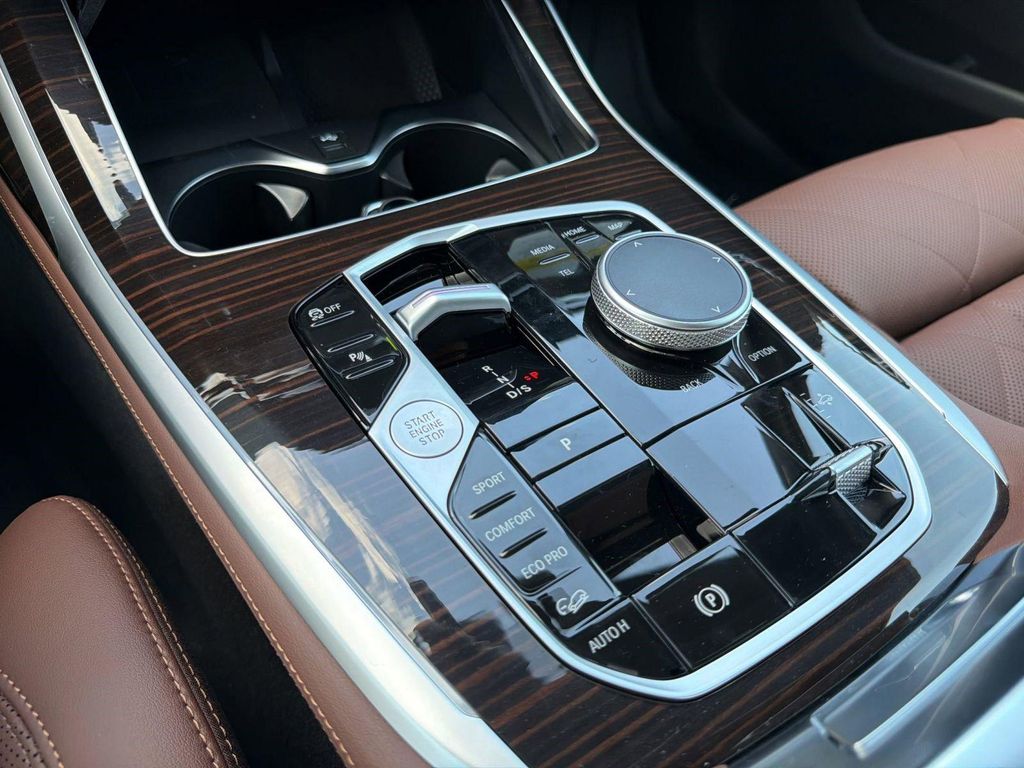 2027 BMW X7 XDRIVE40I 缩略图 18