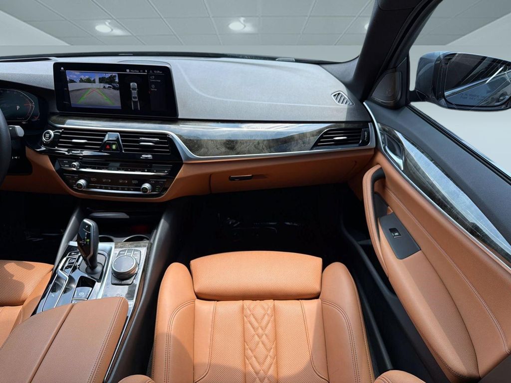 صورة مصغرة 30 لـ 2023 BMW 540 I
