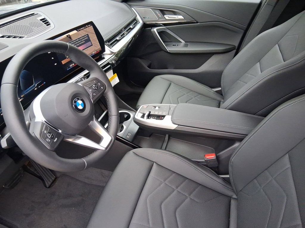صورة مصغرة 4 لـ 2026 BMW X1 XDRIVE28I