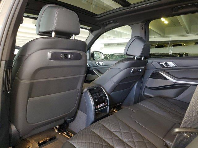 صورة 10 لـ 2026 BMW X5 XDRIVE40I