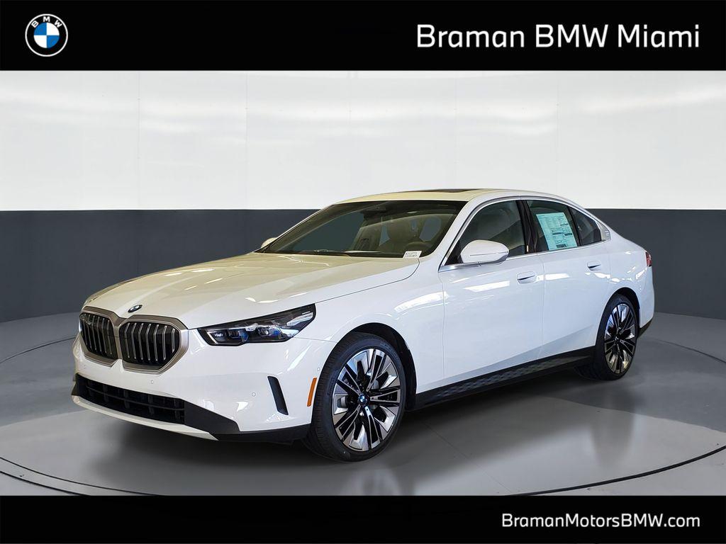 New 2026 BMW 530 i
