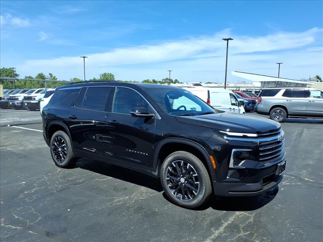 New 2026 Chevrolet Traverse LT
