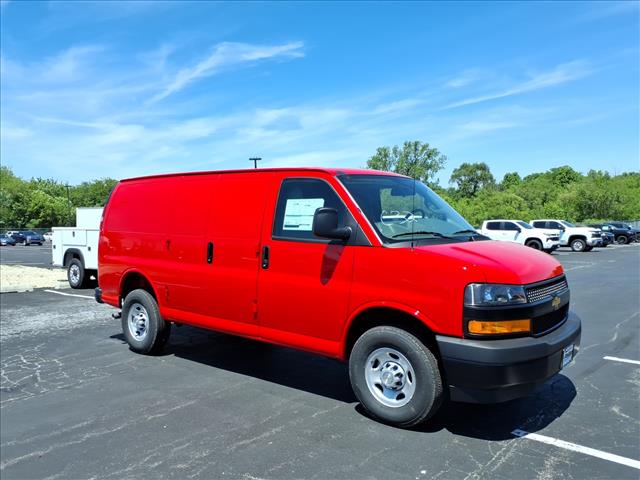 New 2026 Chevrolet Express 2500 Work Van