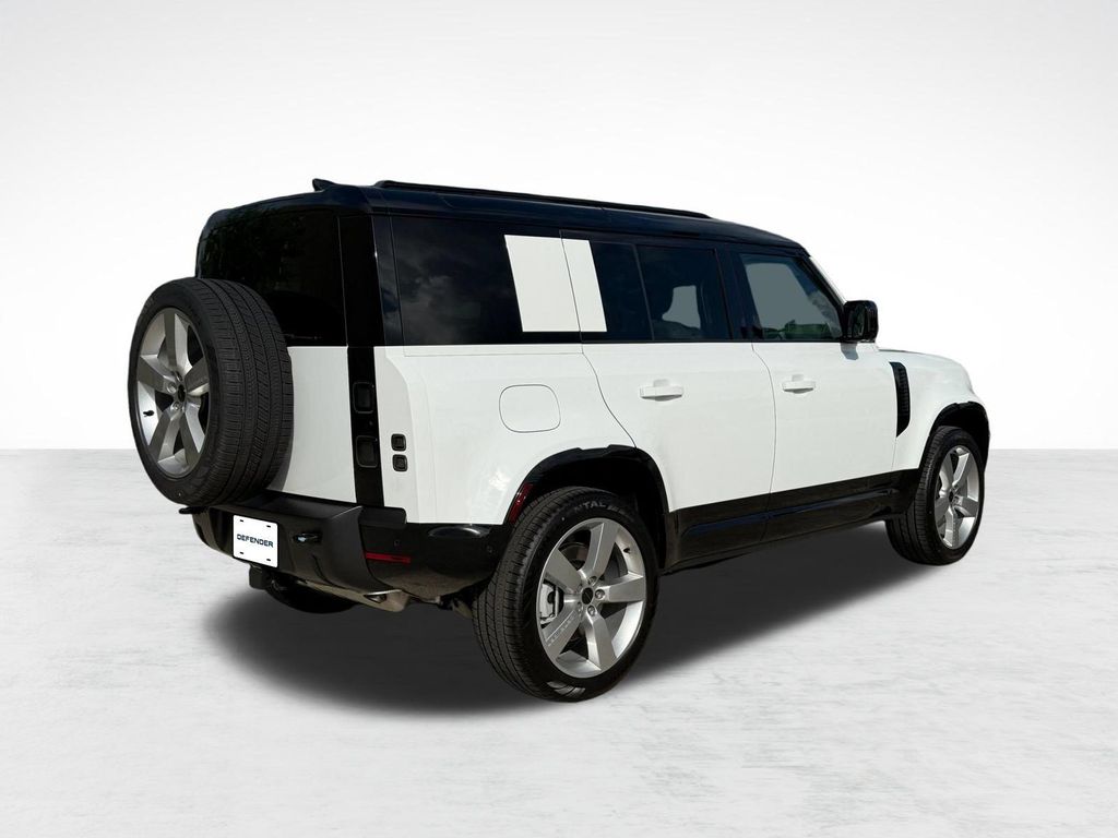 2026 LAND Rover DEFENDER P400 X-DYNAMIC SE — фото 9