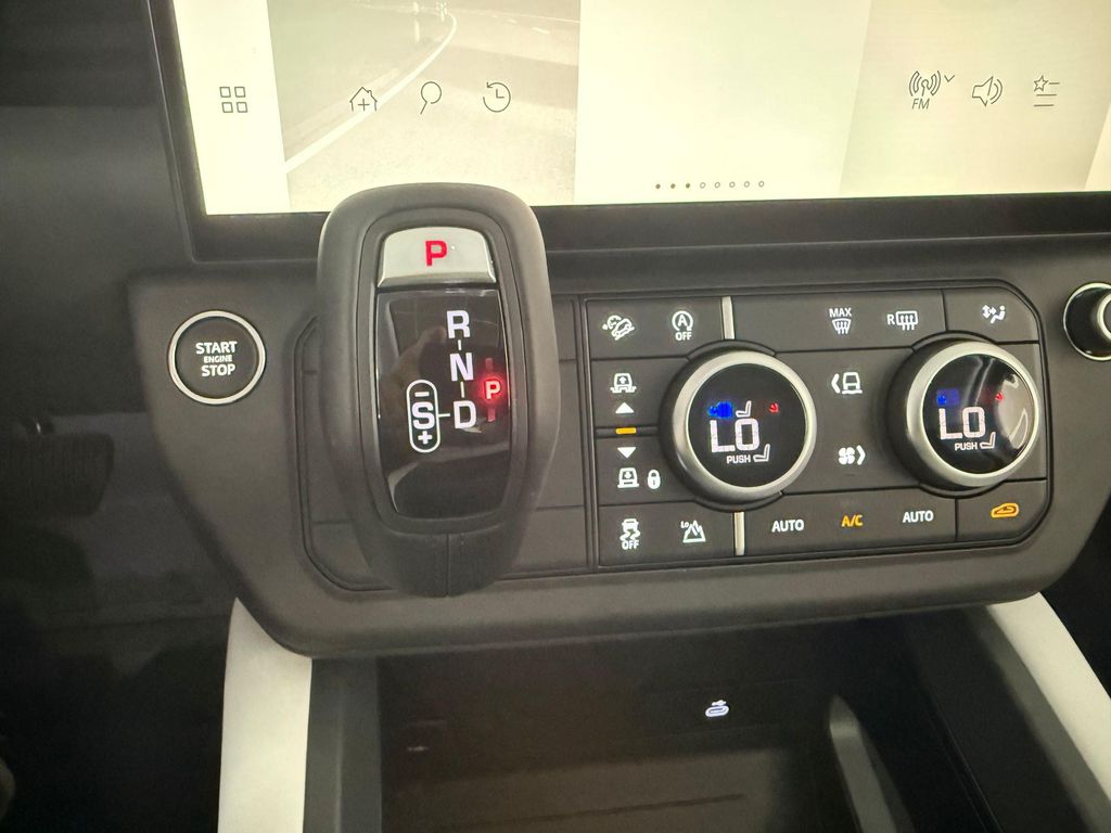 صورة مصغرة 17 لـ 2026 LAND Rover DEFENDER P400 X-DYNAMIC SE