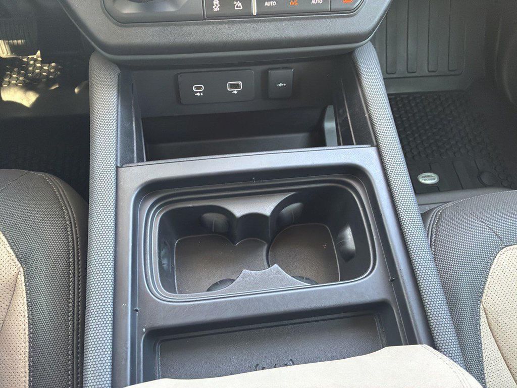 صورة مصغرة 22 لـ 2022 LAND Rover DEFENDER 90 X-DYNAMIC S