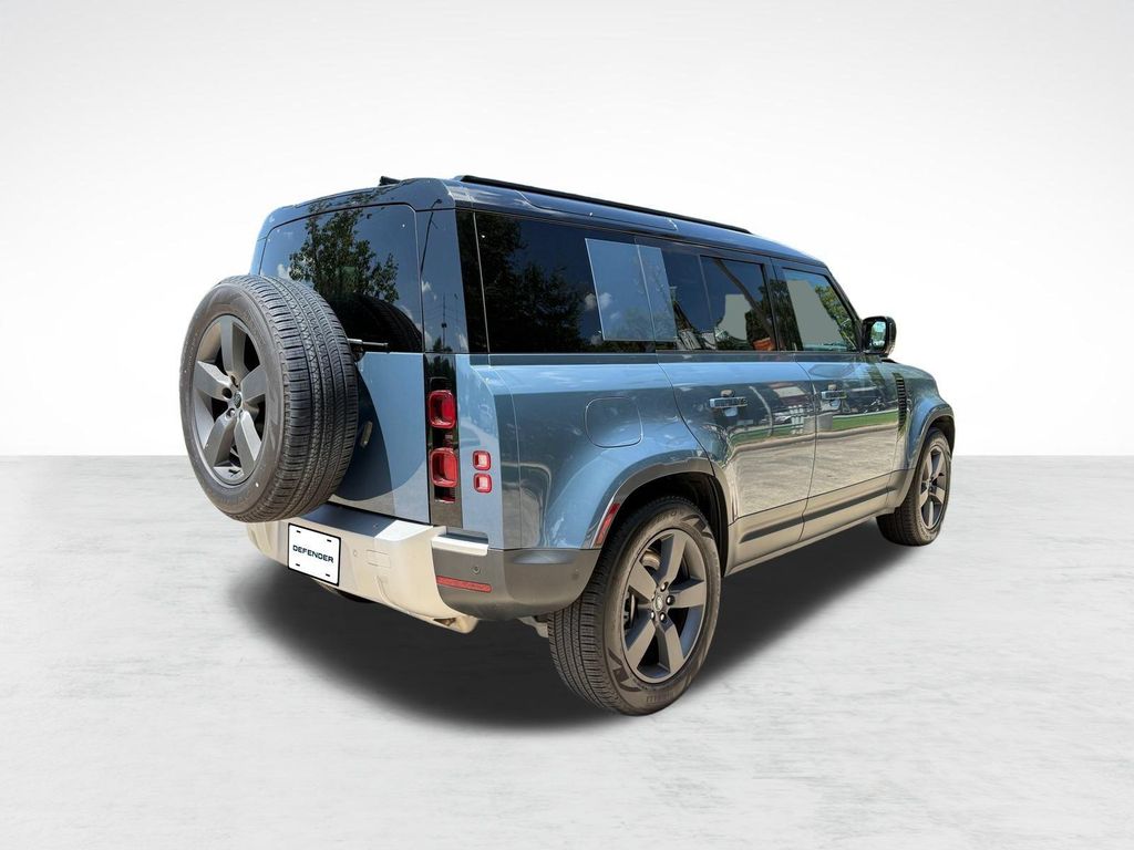 2025 LAND Rover DEFENDER 110 P300 缩略图 9
