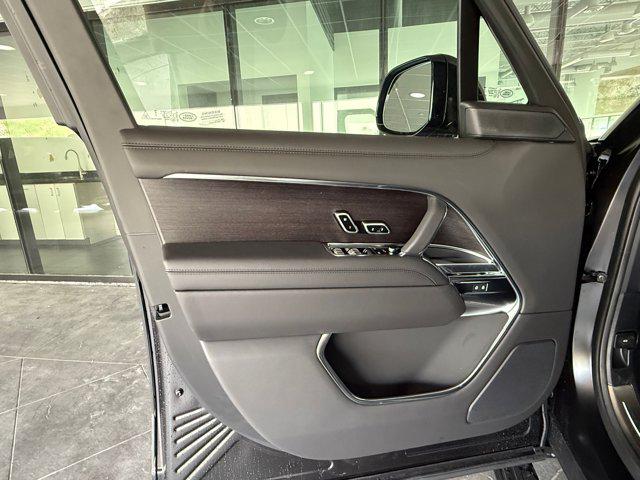 2026 LAND Rover RANGE ROVER P530 SE thumbnail 21