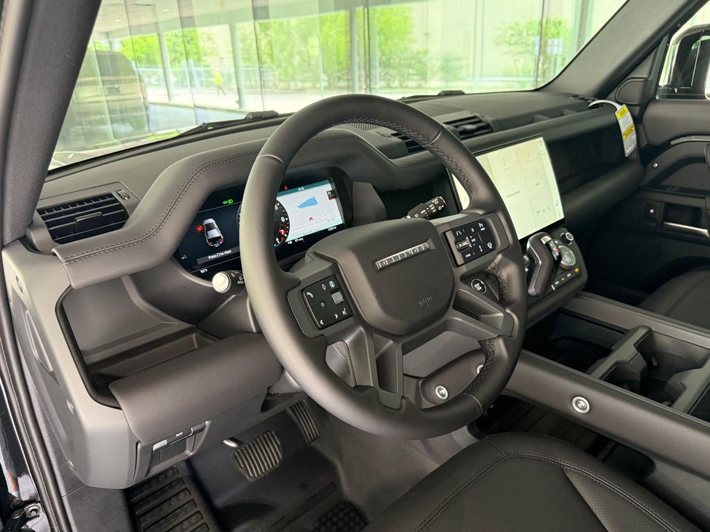 صورة 4 لـ 2026 LAND Rover DEFENDER P400 X-DYNAMIC SE
