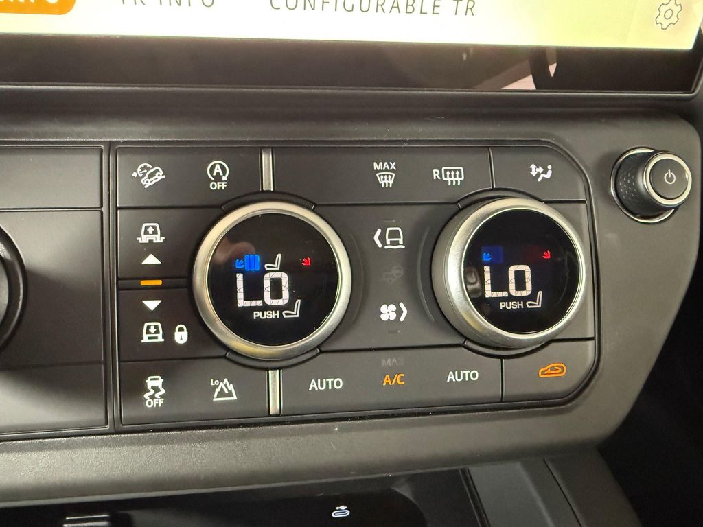 صورة مصغرة 30 لـ 2026 LAND Rover DEFENDER P400 X-DYNAMIC SE