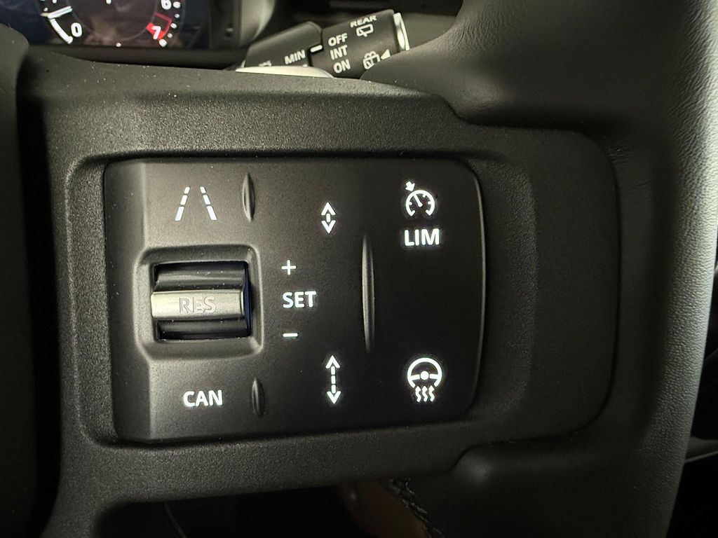 2026 LAND Rover DEFENDER V8 缩略图 22