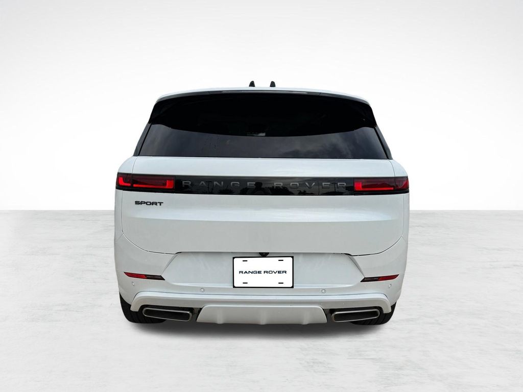 صورة 10 لـ 2026 LAND Rover RANGE ROVER SPORT SE