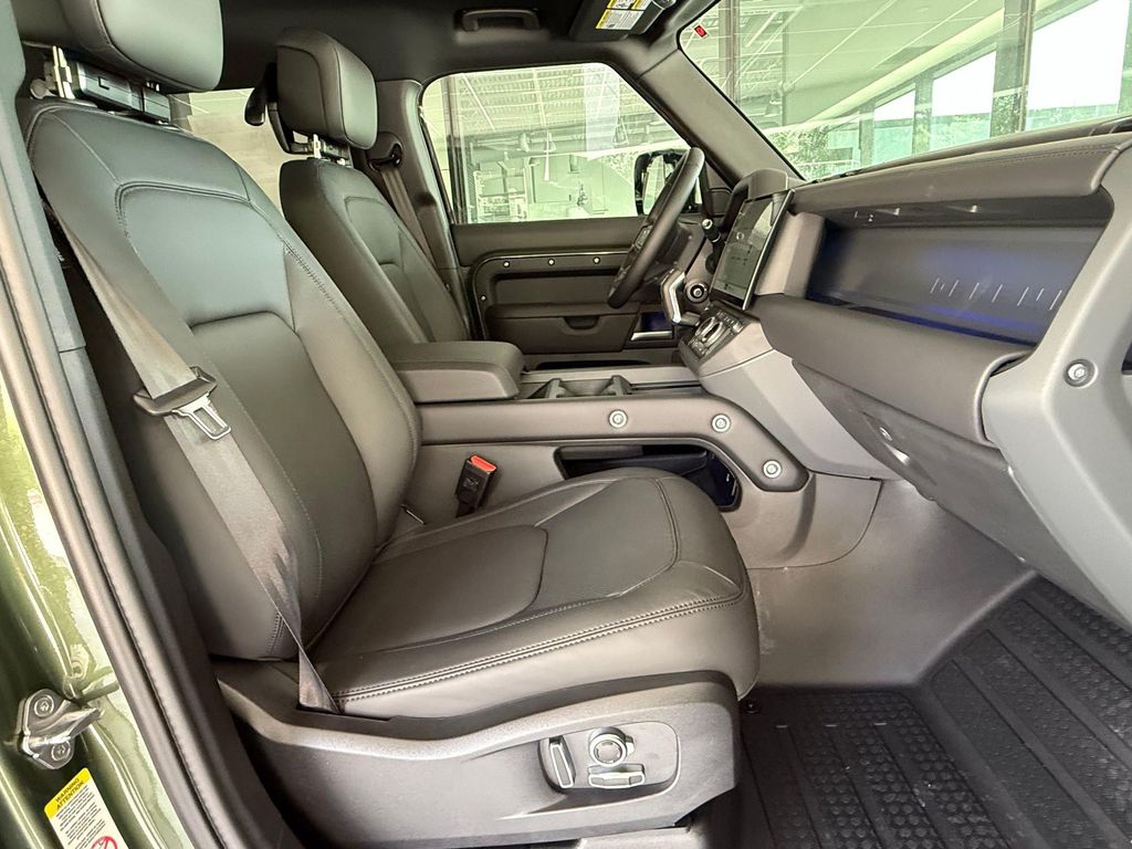 2026 LAND Rover DEFENDER P400 X-DYNAMIC SE 缩略图 24