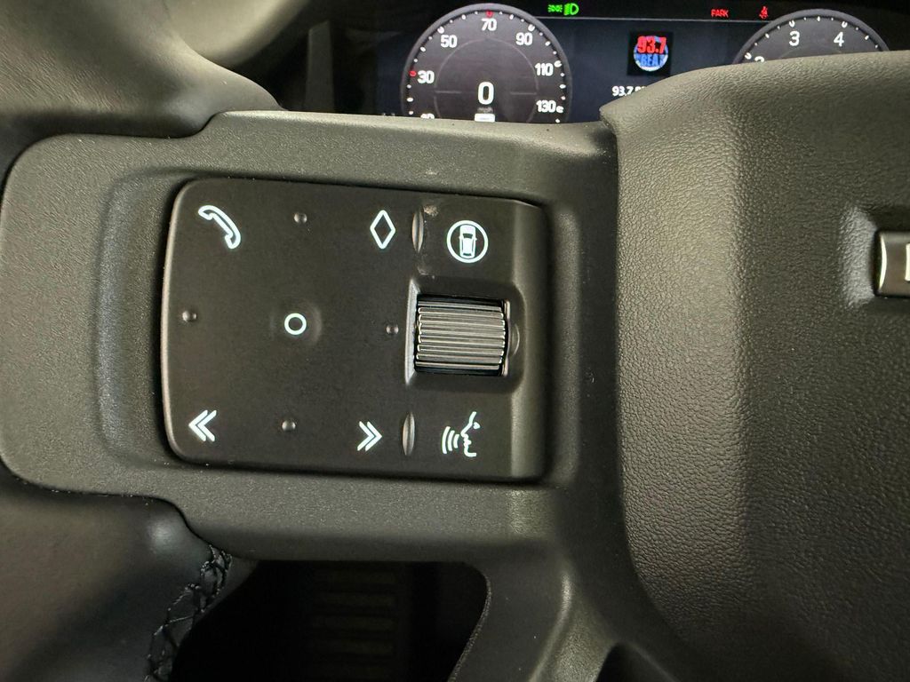 2026 LAND Rover DEFENDER P400 X-DYNAMIC SE 缩略图 18