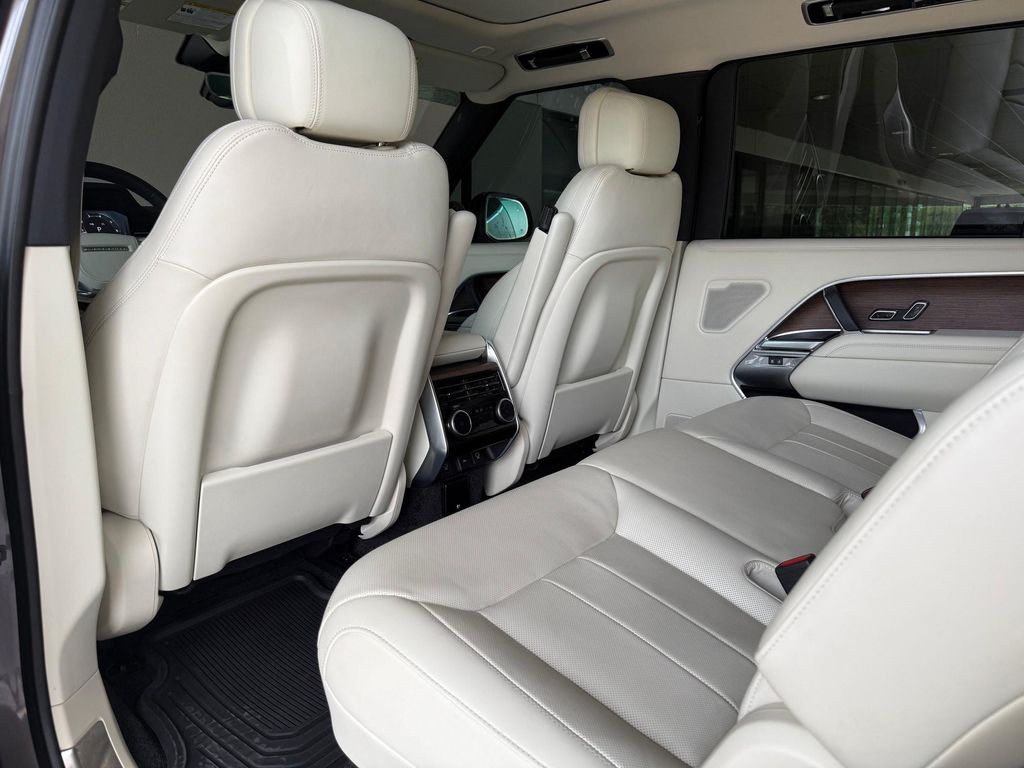 2025 LAND Rover RANGE ROVER P400 SE 7 SEAT — миниатюра 34