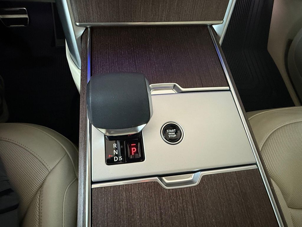 2025 LAND Rover RANGE ROVER P400 SE 7 SEAT — миниатюра 19