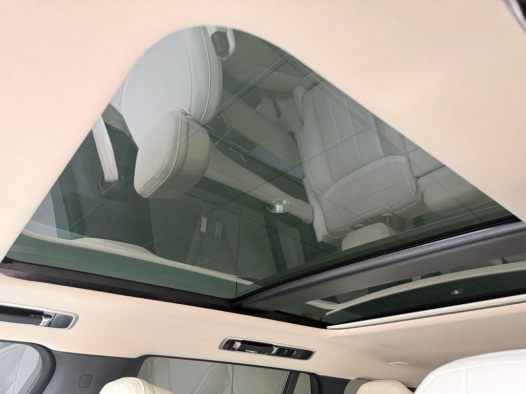 2025 LAND Rover RANGE ROVER P400 SE 7 SEAT — миниатюра 31