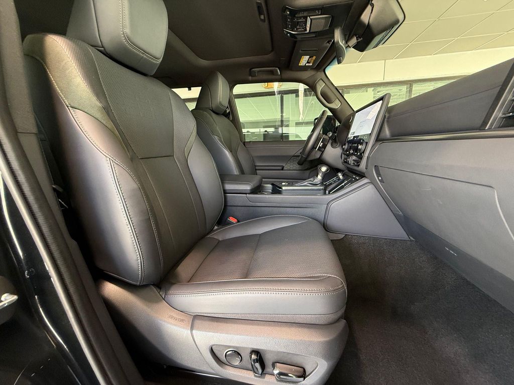 2024 Lexus GX 550 OVERTRAIL+ thumbnail 25