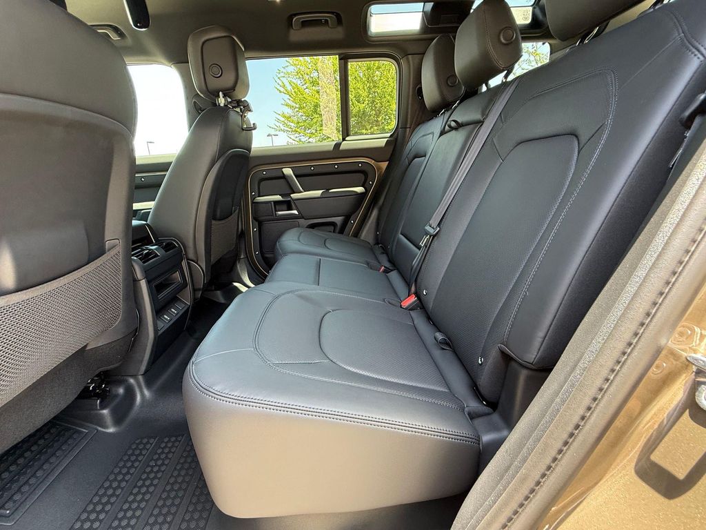صورة مصغرة 26 لـ 2026 LAND Rover DEFENDER P400 X-DYNAMIC SE