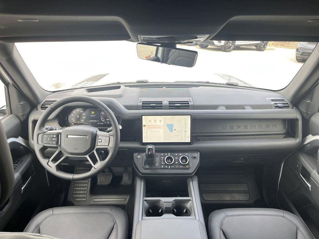 2025 LAND Rover DEFENDER 90 P400 X-DYNAMIC SE — фото 13
