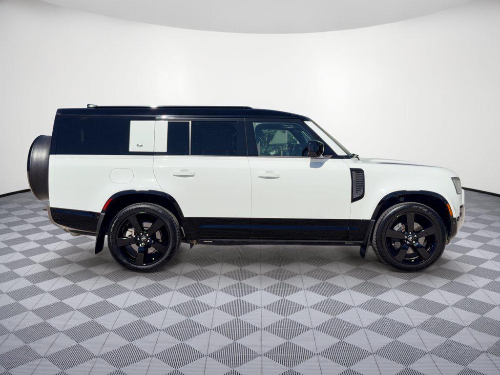 2024 LAND Rover DEFENDER 130 P400 X-DYNAMIC SE — фото 8