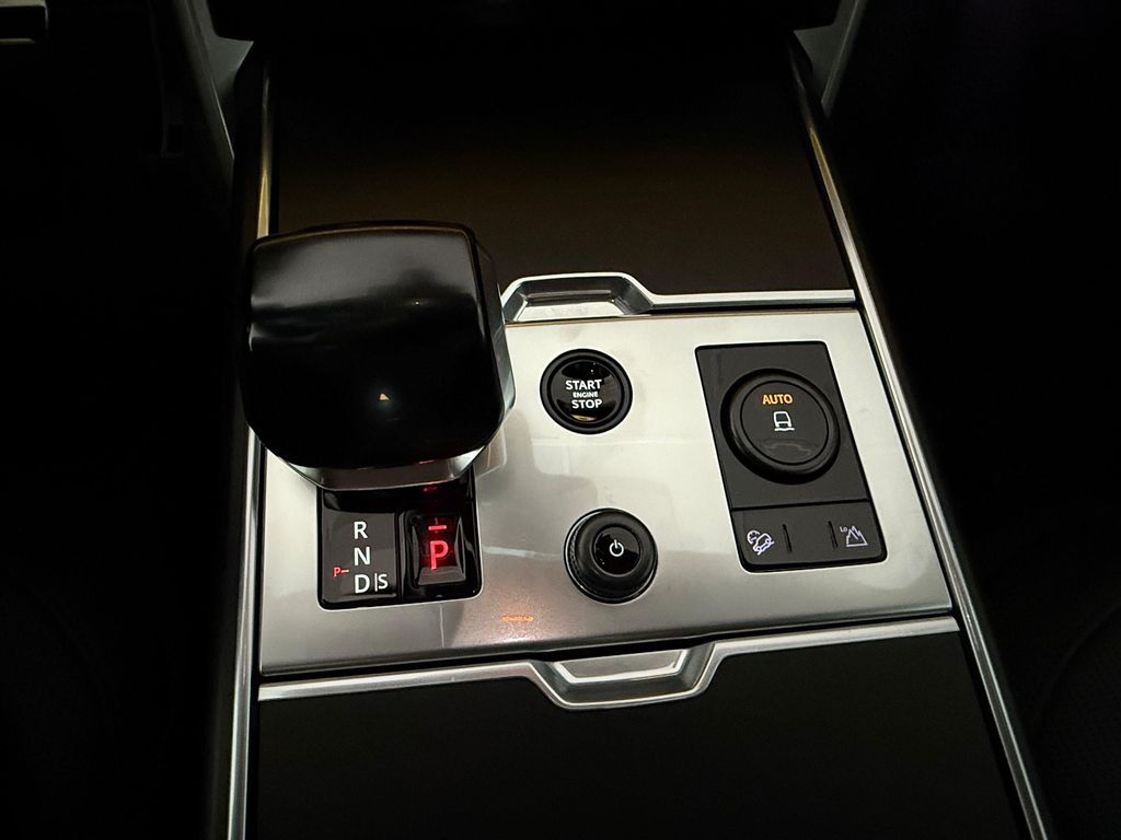 2023 LAND Rover RANGE ROVER SV — миниатюра 17